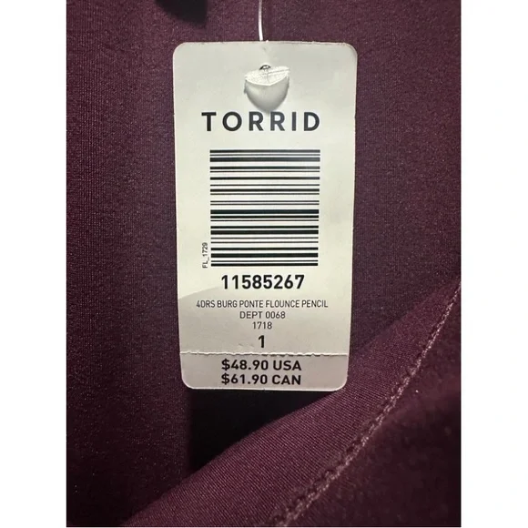 Elegant Burgundy Skirt - Picture 10 of 10